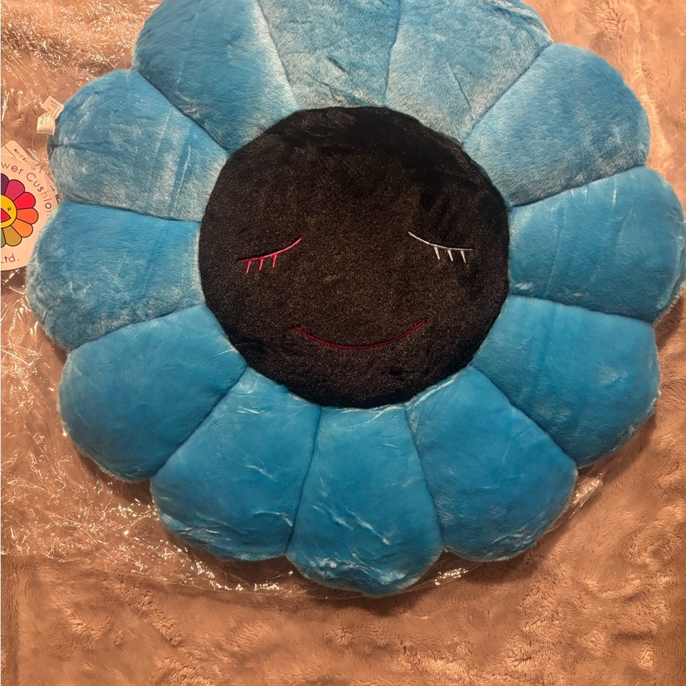 Takashi Murakami Kaikai Kiki Flower plush NWT 30cm - Picture 2 of 2